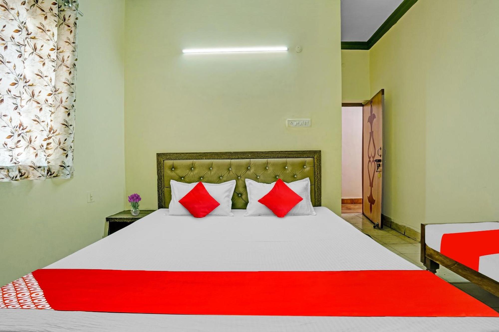 Hotel O B N Palace Rāipur 외부 사진