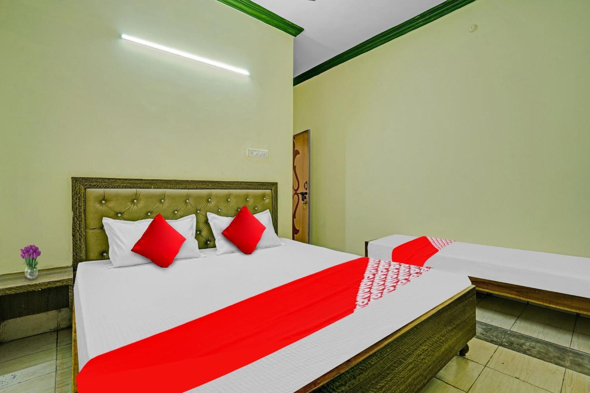 Hotel O B N Palace Rāipur 외부 사진